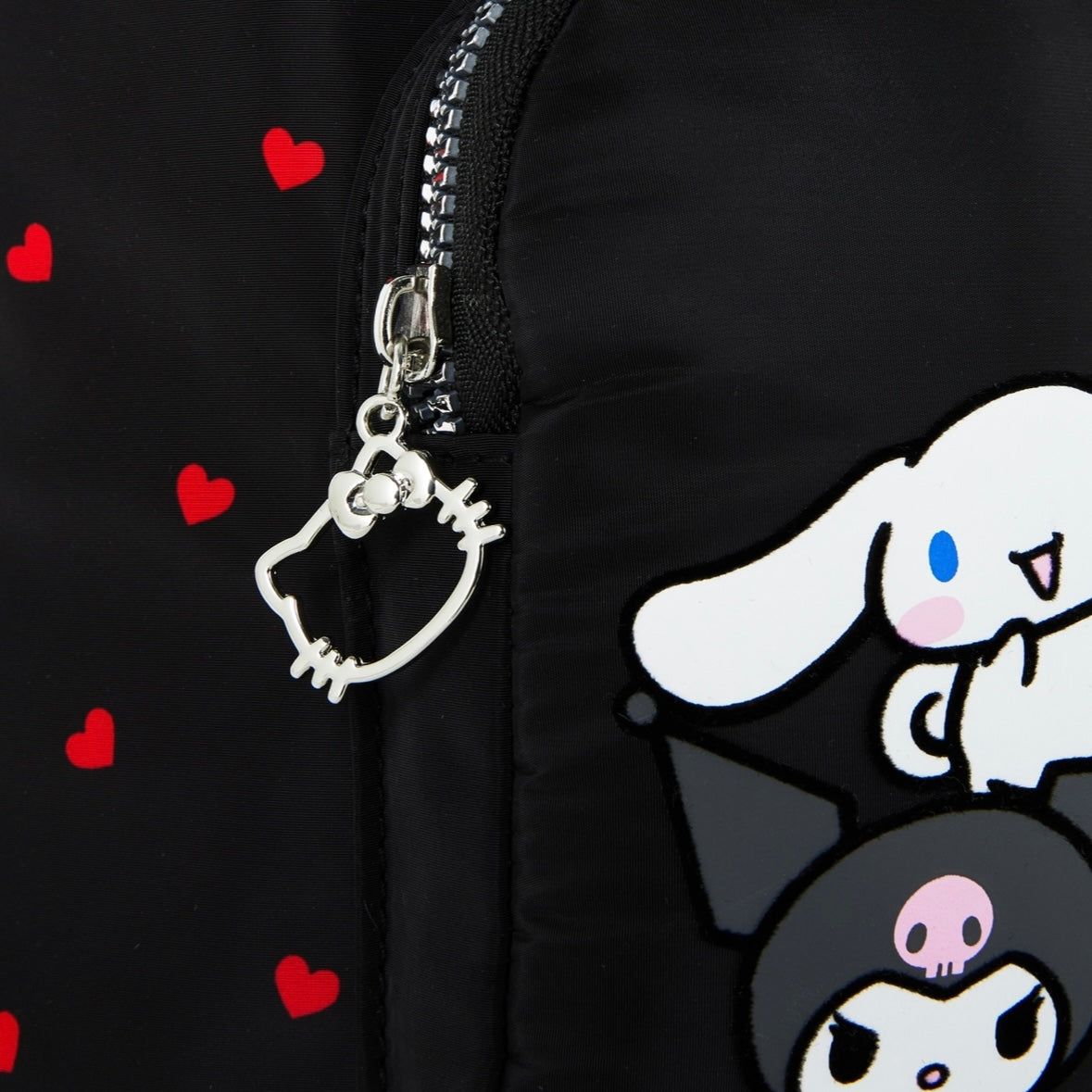 Disney Mochila Hello Kitty and Friends Negra con Corazones